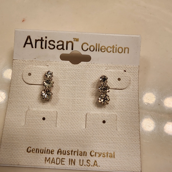 Artisan Collection 2 pair earrings genuine Austrian Crystals silver tone US Made - Picture 2 of 7